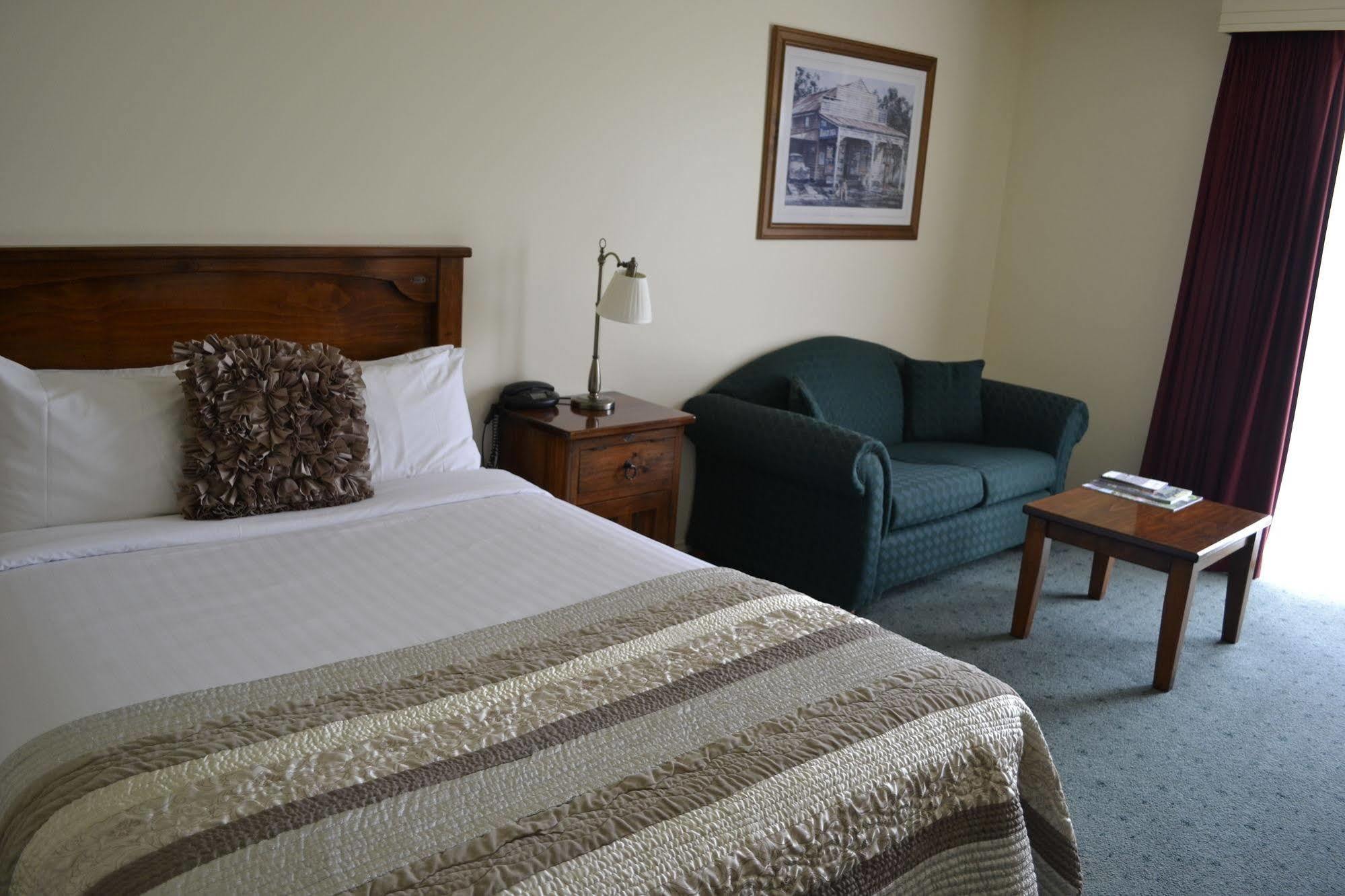 Best Western Crystal Inn Bendigo Exterior photo